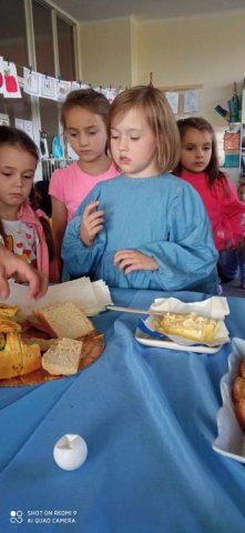 b_1024_768_0_00_images_2023_2024_Swietlica_Dzien_chleba_394540743_792096192718331_4156547635080623766_n